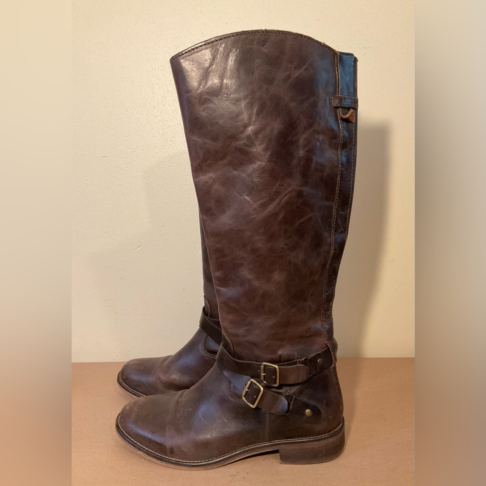 Hinge Devan Leather Knee High Boots